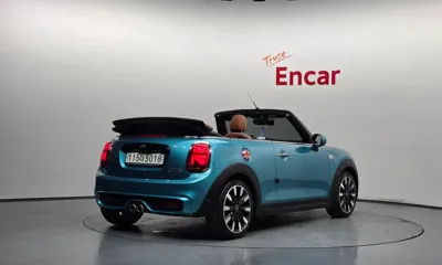 MINI Cooper Convertible