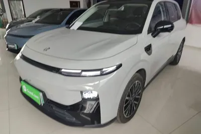 Leapmotor B10