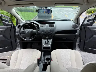 Mazda 5