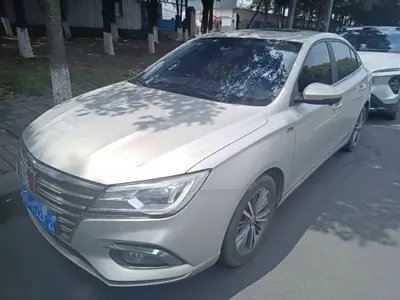 Roewe i5