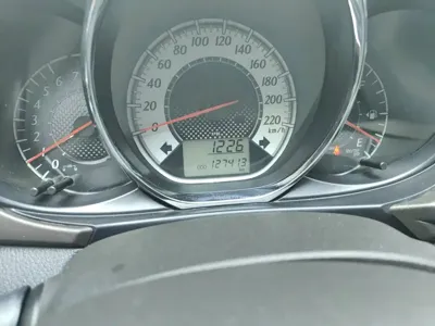 Toyota Yaris L