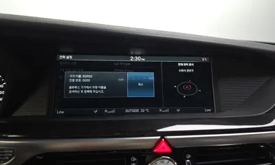 Genesis EQ900