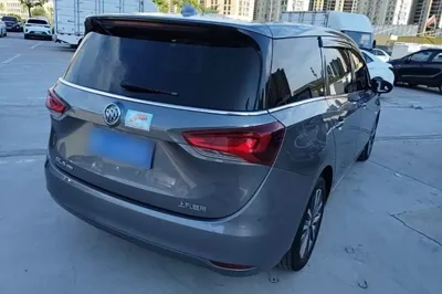 Buick GL6