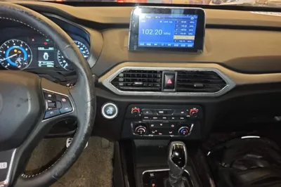 Dongfeng Fengon S560