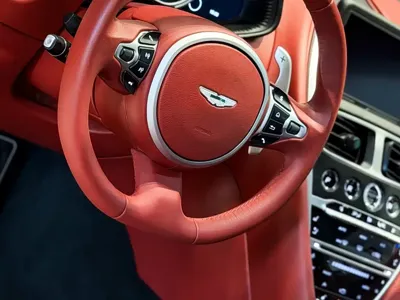 Aston Martin DB11