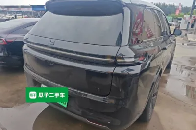 Li Auto L8