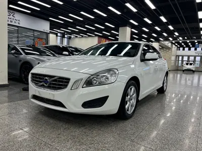Volvo S60 (Import)