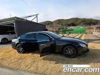 Maserati Quattroporte