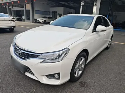 Toyota Reiz