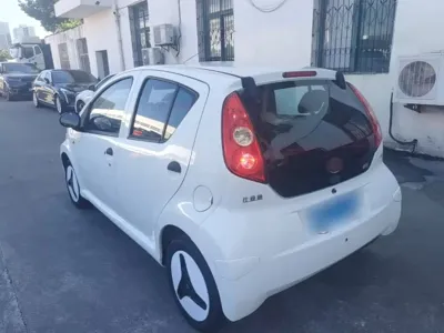 BYD F0