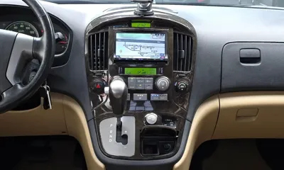 Hyundai Starex