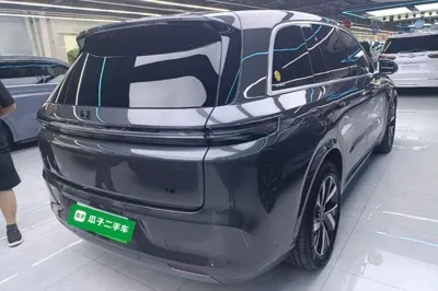 Li Auto L8