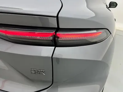 Nio EC6