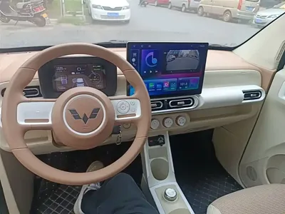 Wuling MINIEV