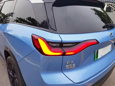 Nio ES8
