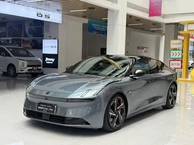 Lynk & Co Z10