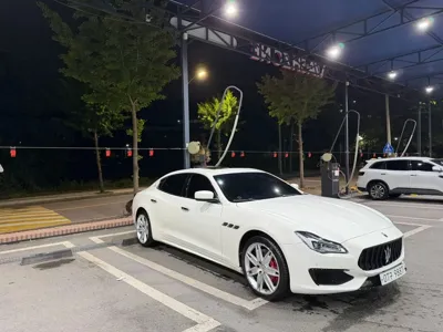 Maserati Quattroporte