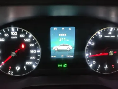 Roewe i5