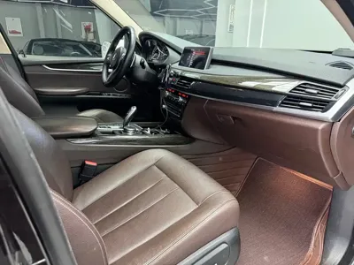 BMW X5 (Import)