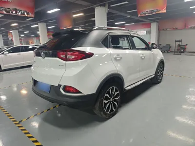 MG GS