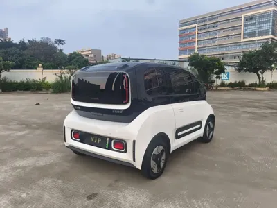 Baojun E300