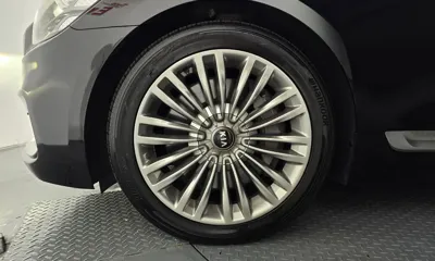 Kia K9