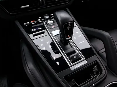 Porsche Cayenne Hybrid