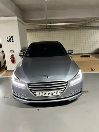 Hyundai Genesis