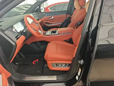 BYD 唐L