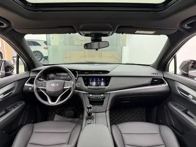 Cadillac XT6