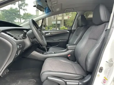Honda Jade