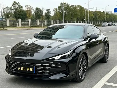 MG MG7