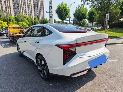 Lingxi Lingxi L