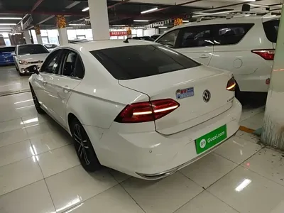 Volkswagen Lamando