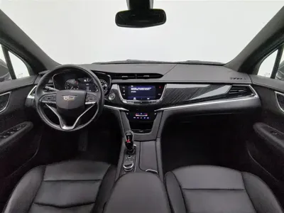 Cadillac XT6