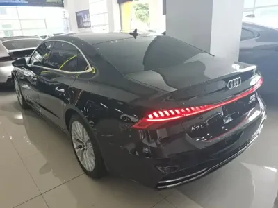 Audi A7L