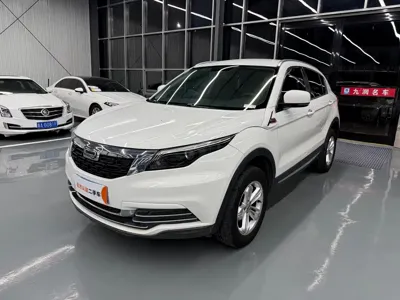Qoros Qoros 5