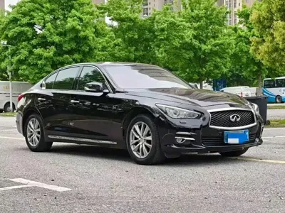 Infiniti Q50L