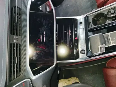 Audi A7L