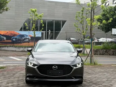 Mazda 3 Axela