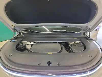 Li Auto Li L6