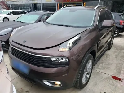 Lynk & Co 01
