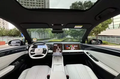 Geely Galaxy L7