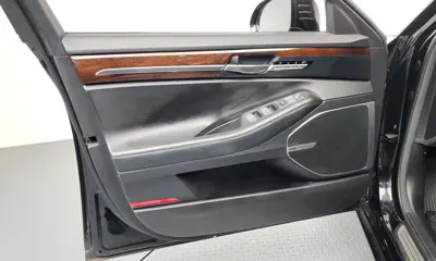 Genesis EQ900