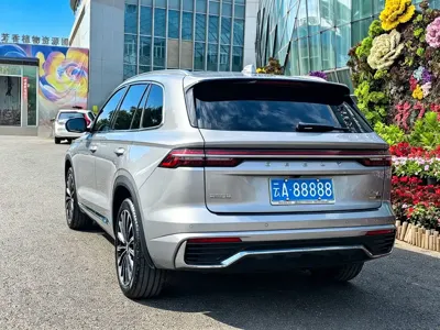 Geely Xingyue L