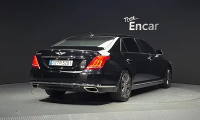 Genesis EQ900
