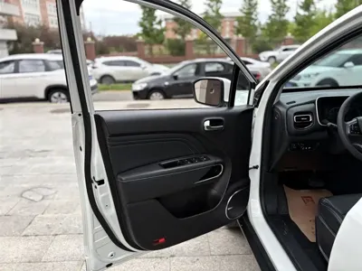 GAC Motor Trumpchi GS3