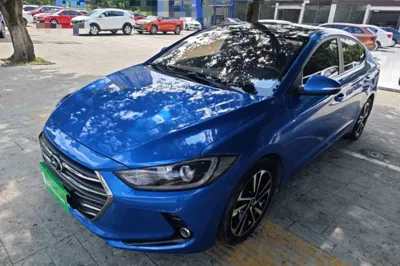 Hyundai Elantra (6th Generation