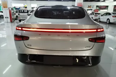 Xpeng P7