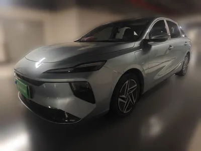 Roewe D6